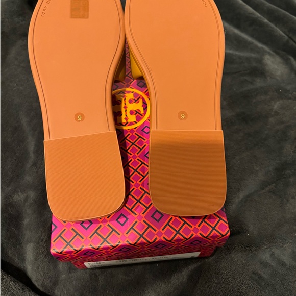 NWT TB Double T Sportslide napa leather/calf. Color Aged Camello/Gold - Picture 2 of 6